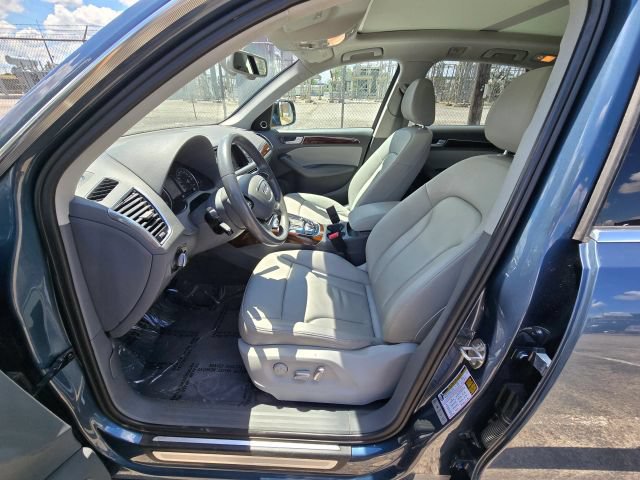 Used 2015 Audi Q5 2.0T Premium Plus w/ Technology Package AWD/4WD image 9