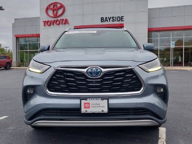 Certified 2021 Toyota Highlander Platinum AWD/4WD image 6
