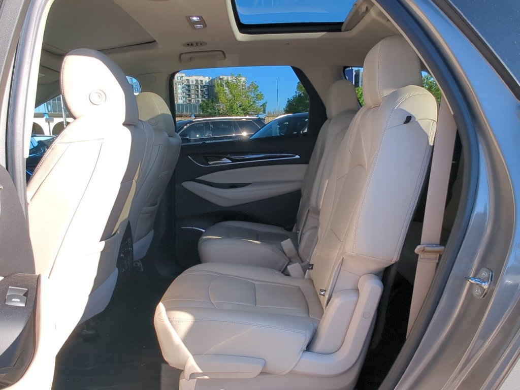 Used 2019 Buick Enclave Essence w/ Trailering Package, 5000 lbs. AWD/4WD image 9