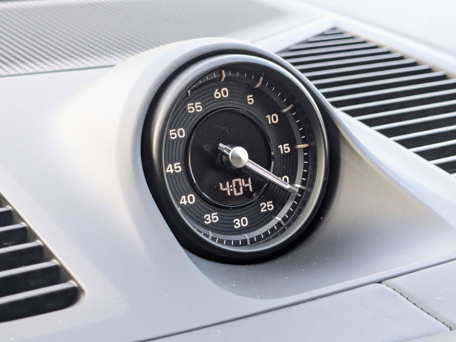 New 2026 Porsche Cayenne E-Hybrid image 21