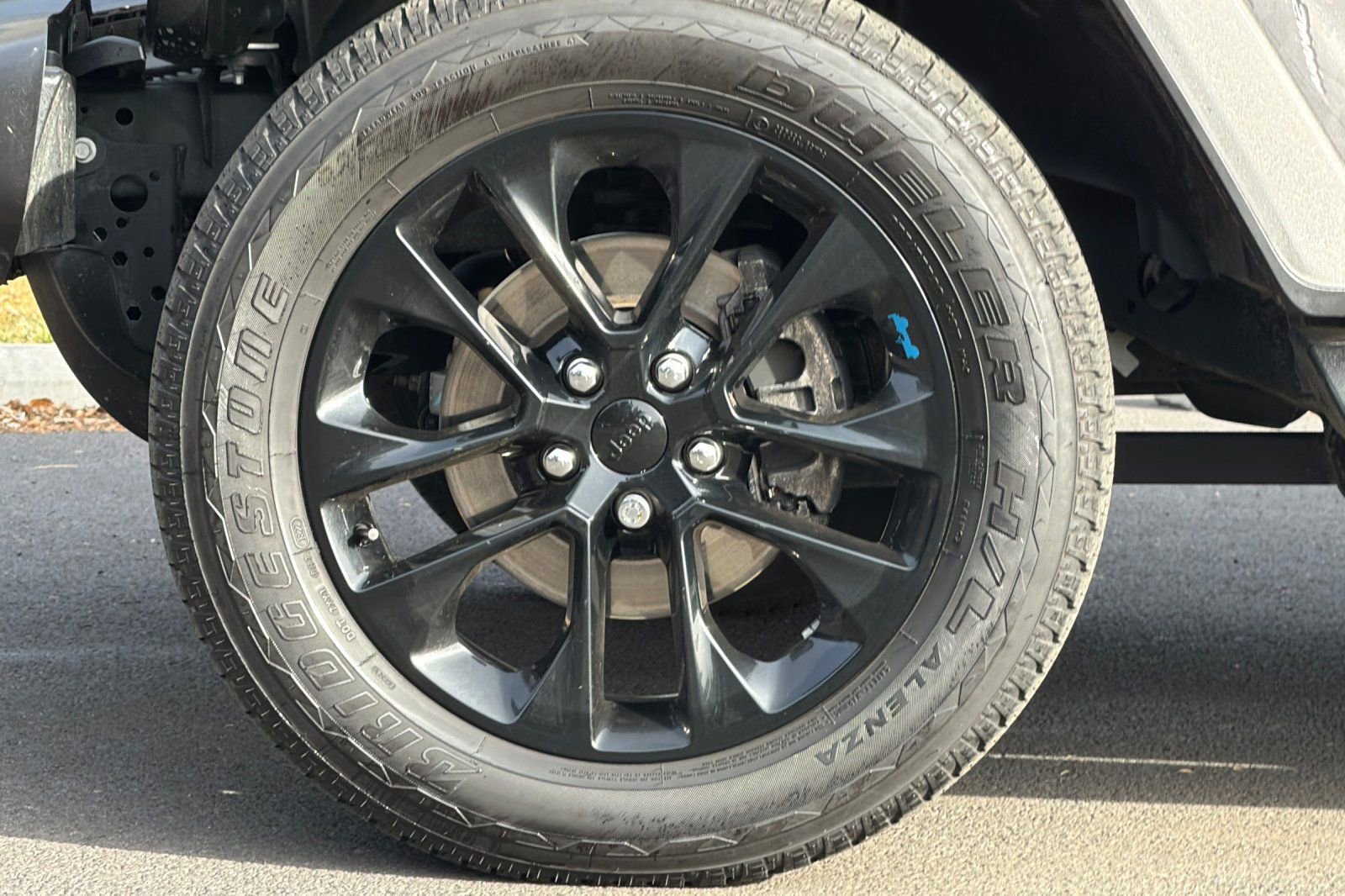 Used 2022 Jeep Wrangler Unlimited Sahara image 27