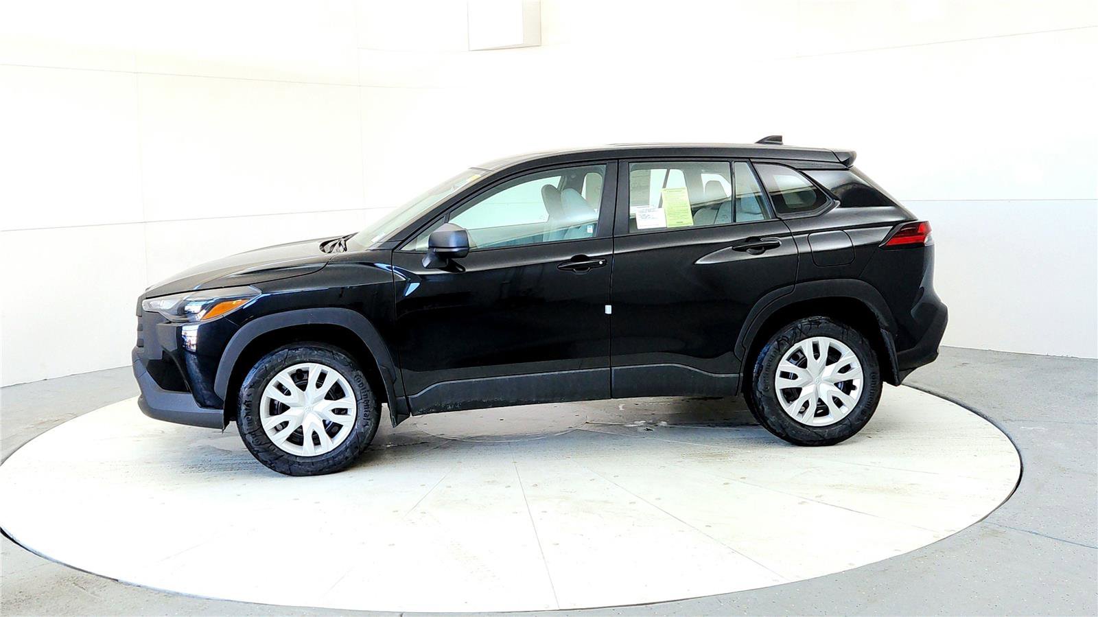 New 2026 Toyota Corolla Cross L image 3