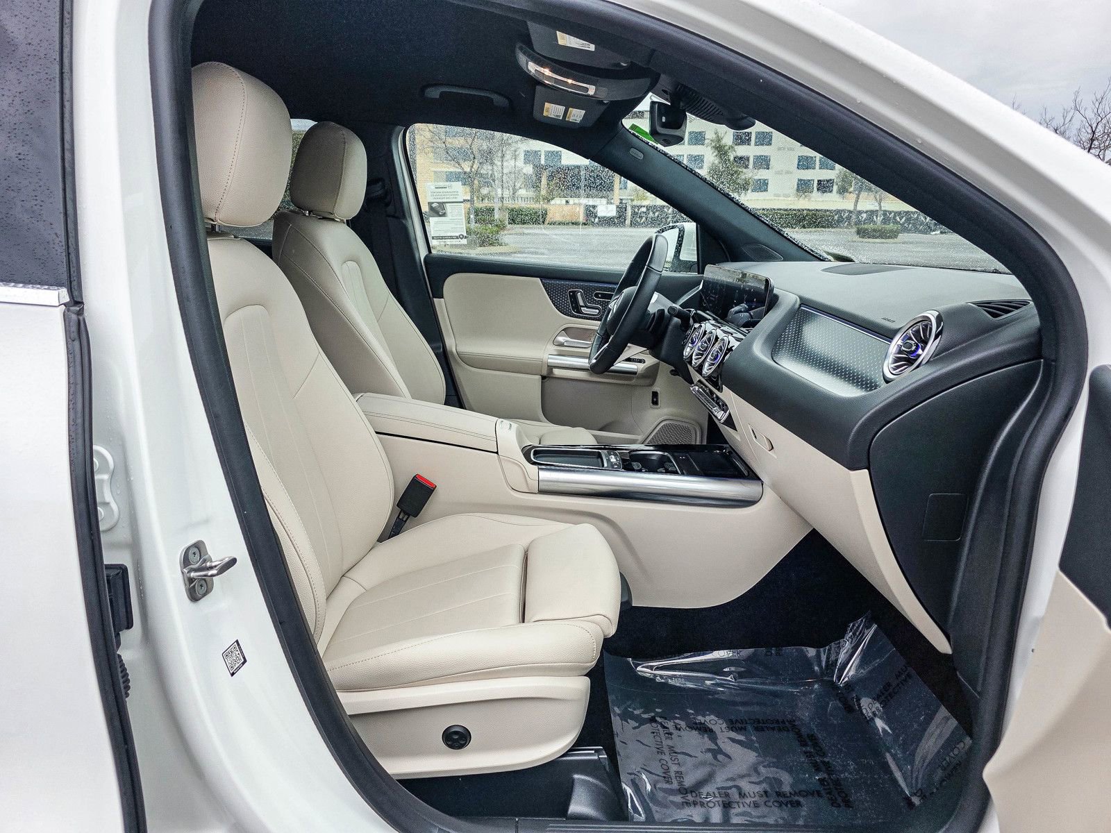 Certified 2025 Mercedes-Benz GLA 250 4MATIC image 16