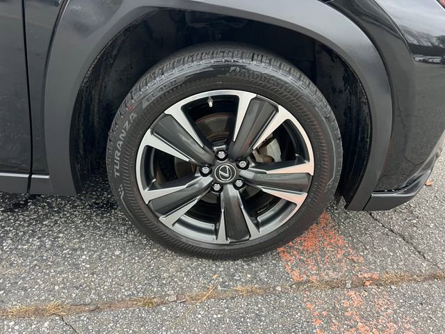 Used 2019 Lexus UX 200 image 37