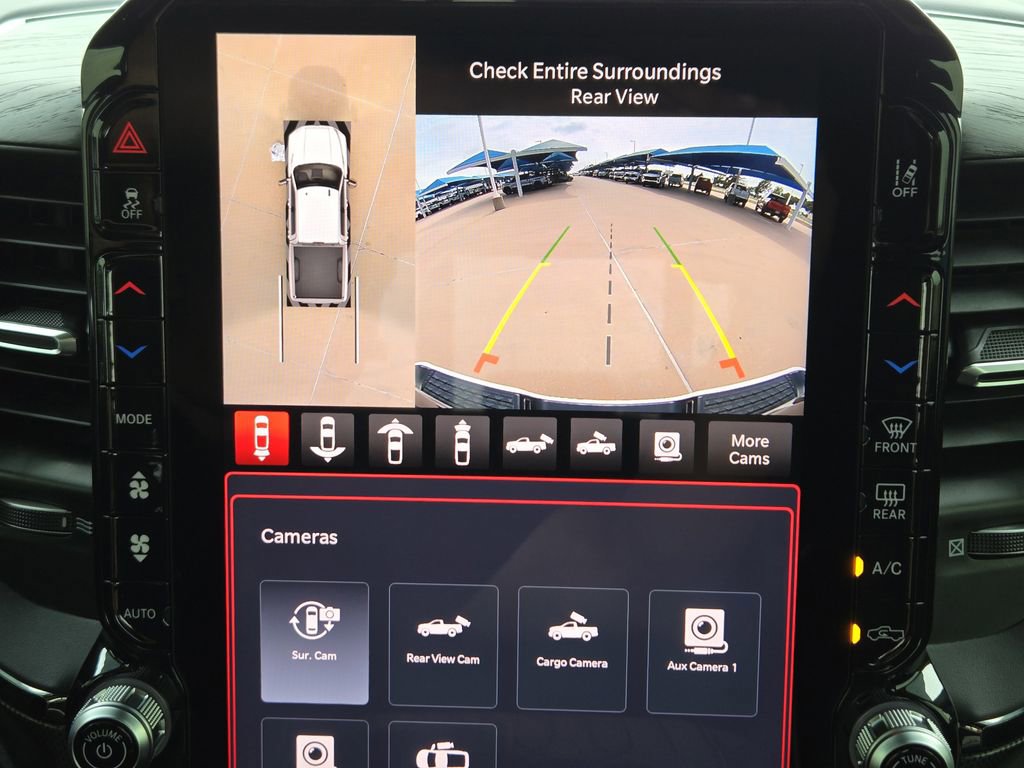 Used 2025 RAM 2500 Limited AWD/4WD image 13