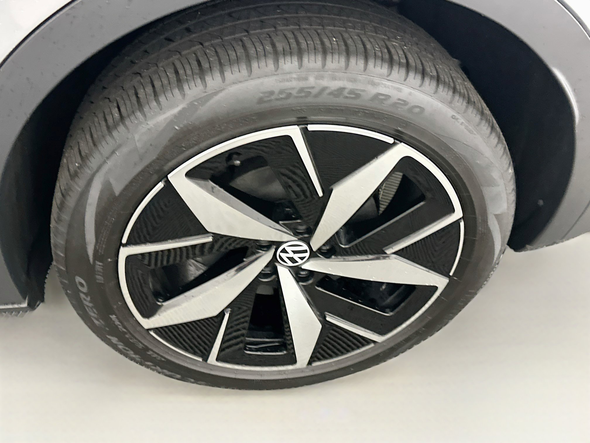 Used 2023 Volkswagen ID.4 Pro S AWD/4WD image 11