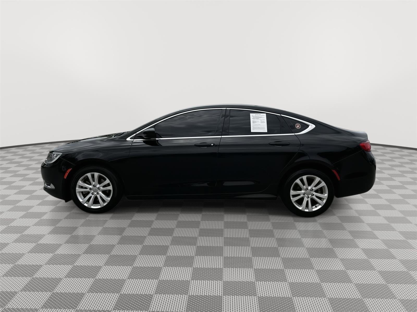 Used 2016 Chrysler 200 Limited w/ Convenience Group FWD image 3