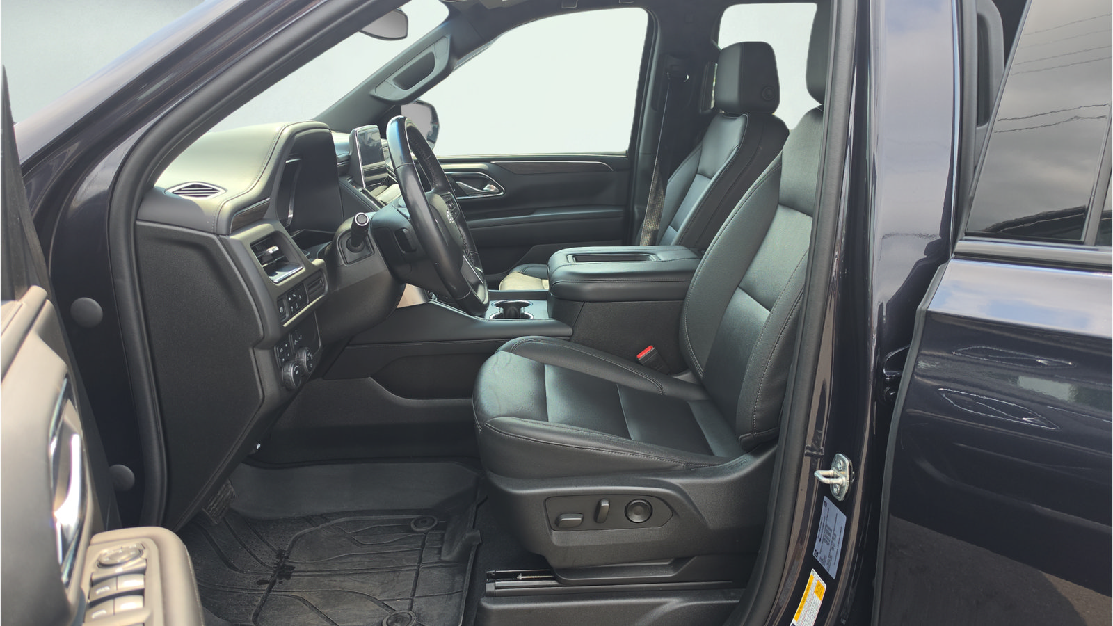 Used 2023 Chevrolet Tahoe Z71 AWD/4WD image 19