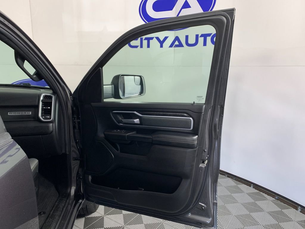 Used 2022 RAM 1500 Big Horn AWD/4WD image 39
