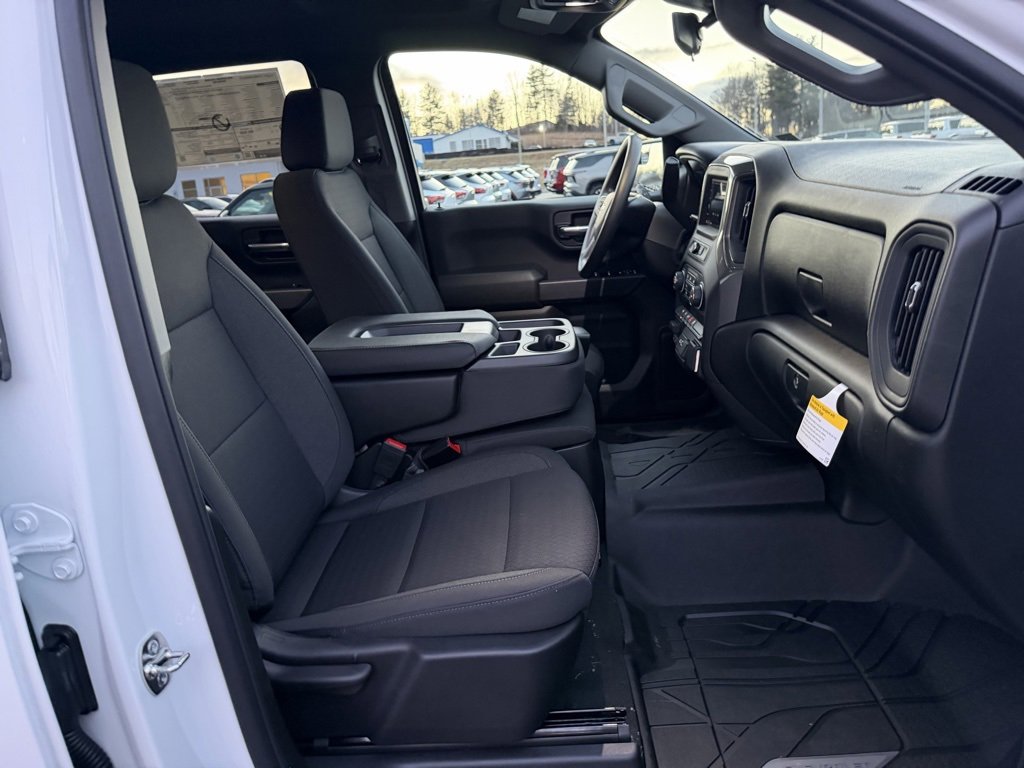 New 2026 Chevrolet Silverado 1500 Custom w/ LPO, Dark Essentials Package image 23