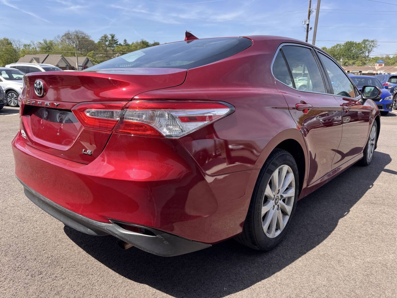 Used 2020 Toyota Camry LE FWD image 7