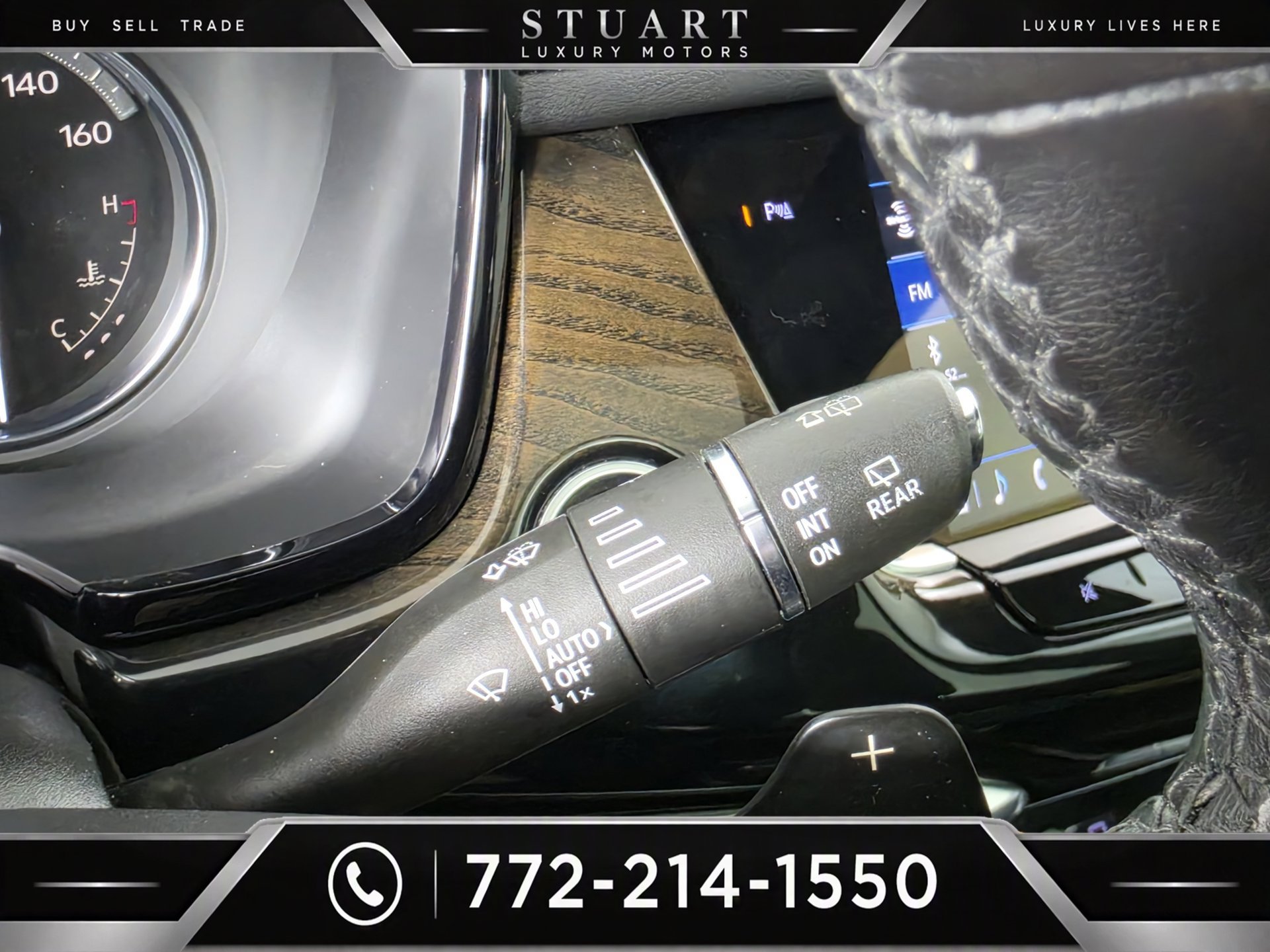 Used 2021 Cadillac XT6 Premium Luxury FWD image 11