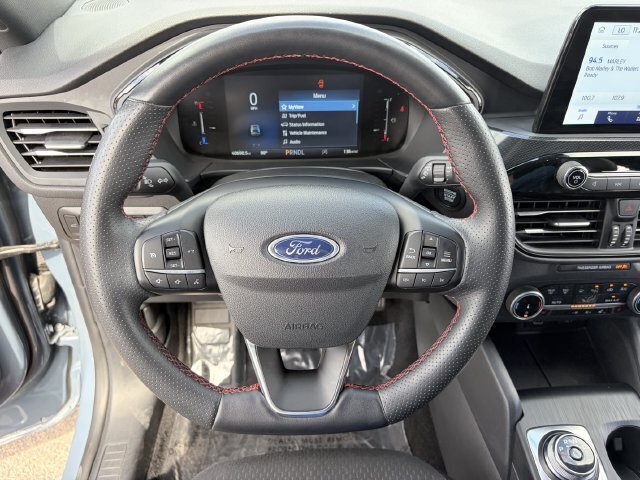 Used 2025 Ford Escape ST-Line Select AWD/4WD image 24
