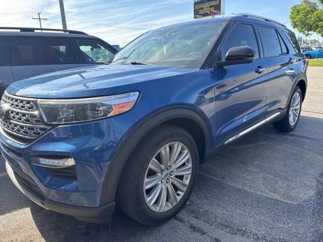 Used 2020 Ford Explorer Limited w/ Class III Trailer Tow Package AWD/4WD image 1