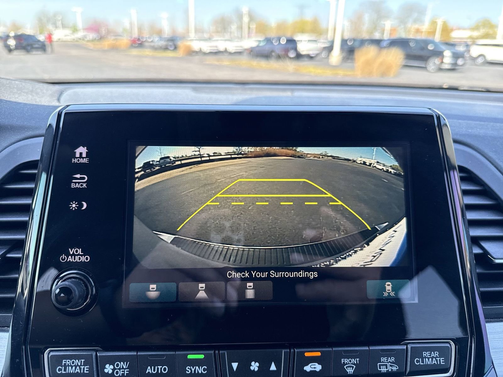 Used 2018 Honda Odyssey EX image 17