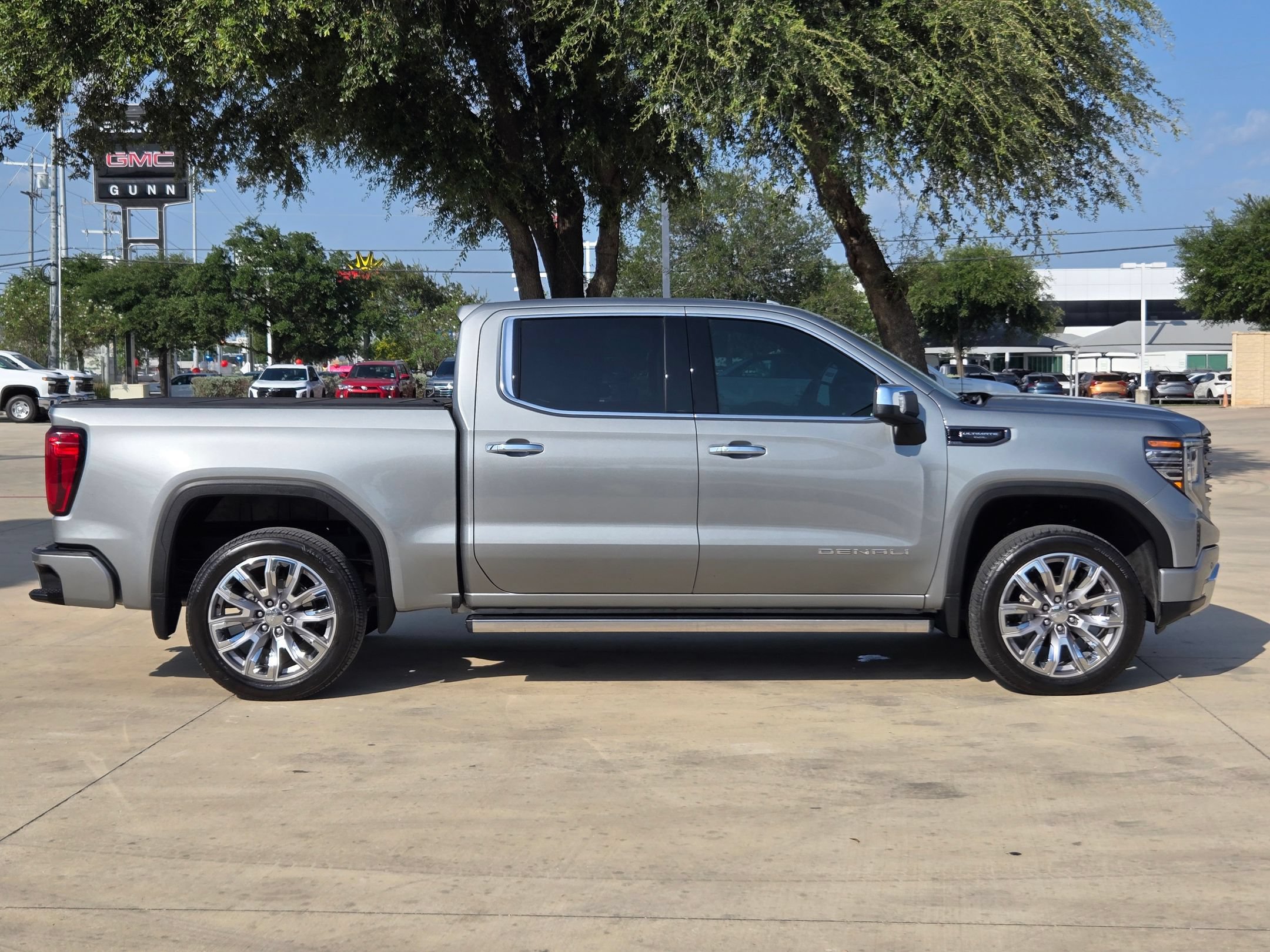 Certified 2025 GMC Sierra 1500 Denali Ultimate AWD/4WD image 8