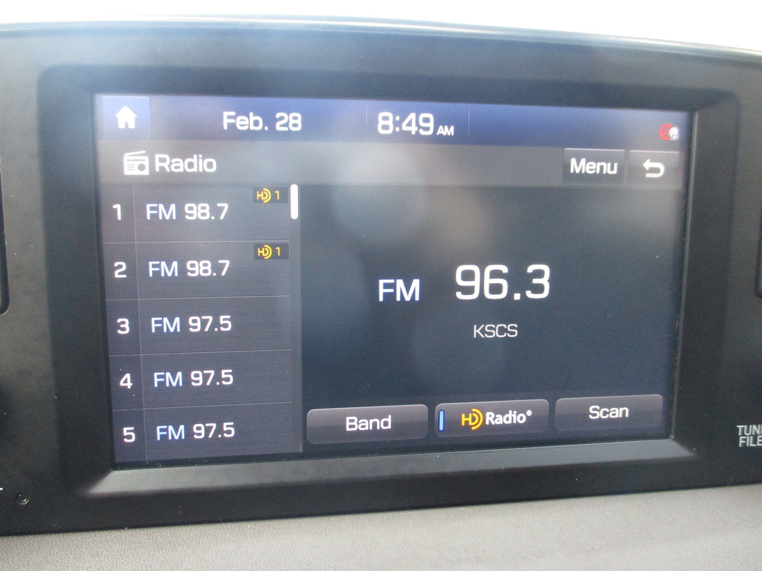 Used 2020 Hyundai Santa Fe SEL w/ Convenience + Premium Package image 24