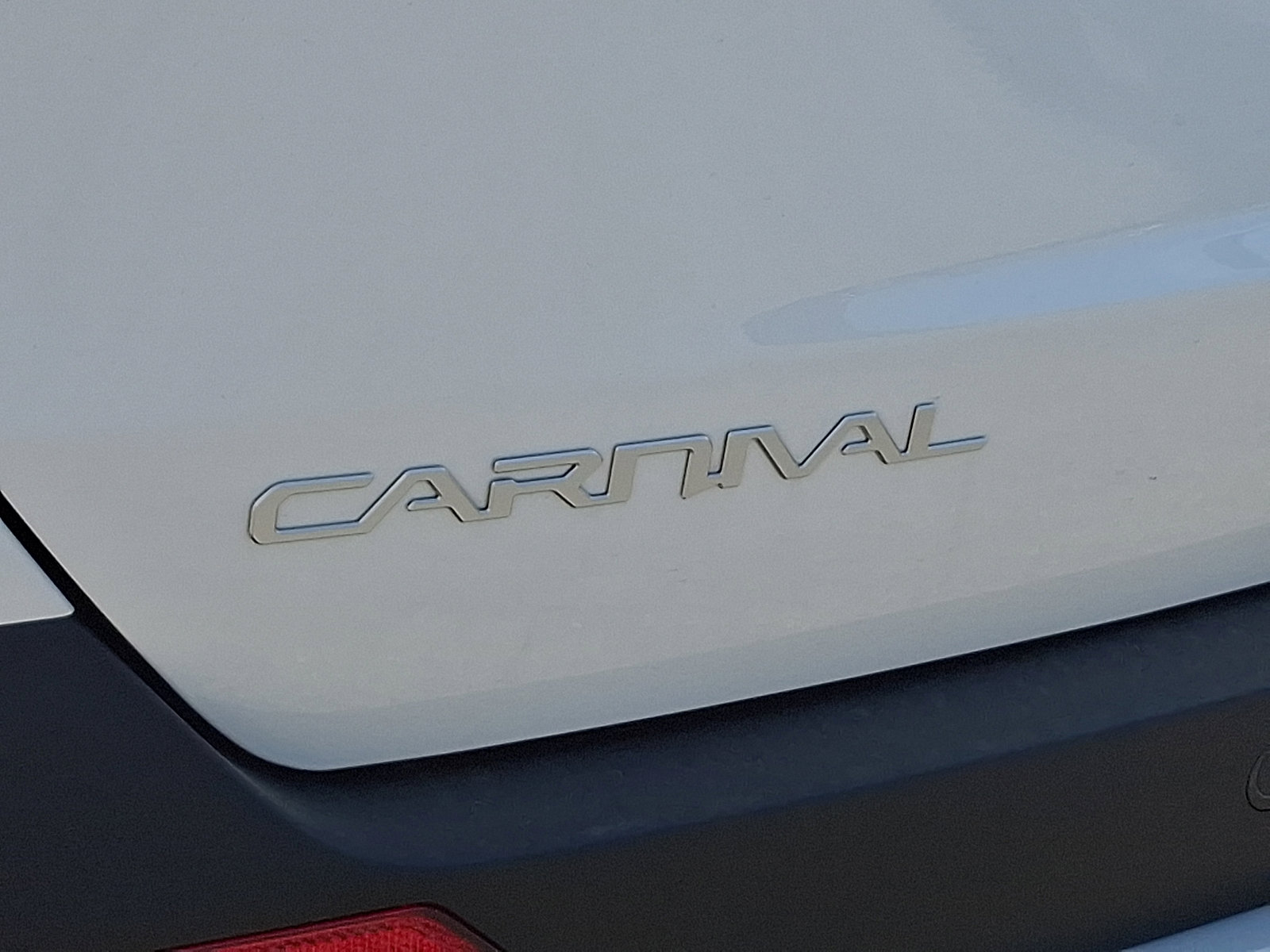 New 2026 Kia Carnival LX image 21