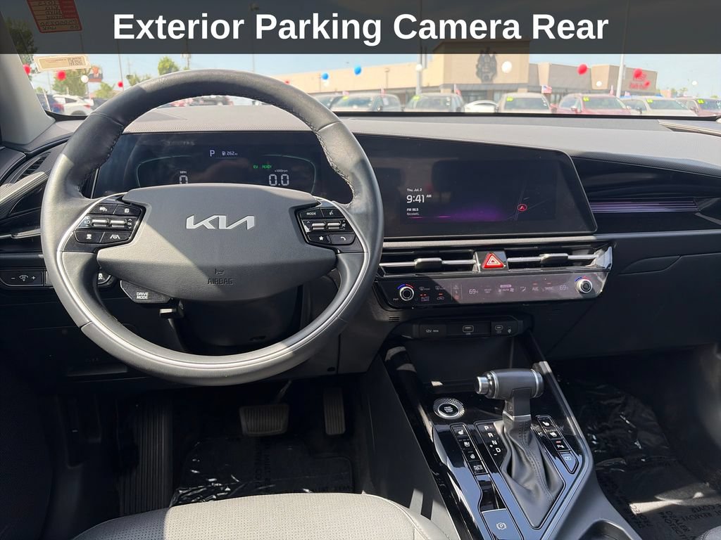 Used 2023 Kia Niro FWD image 18