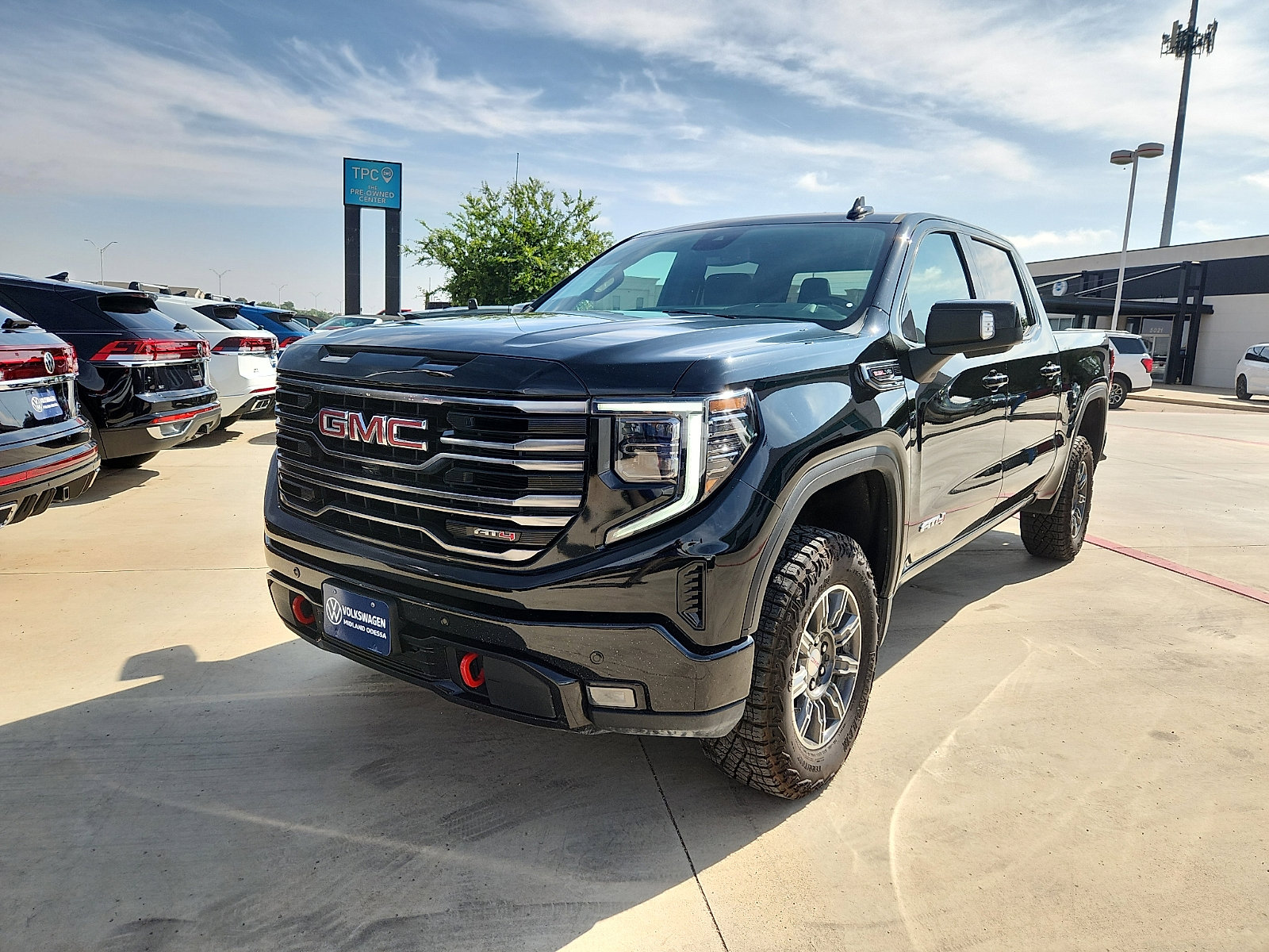 Used 2025 GMC Sierra 1500 AT4 AWD/4WD image 3