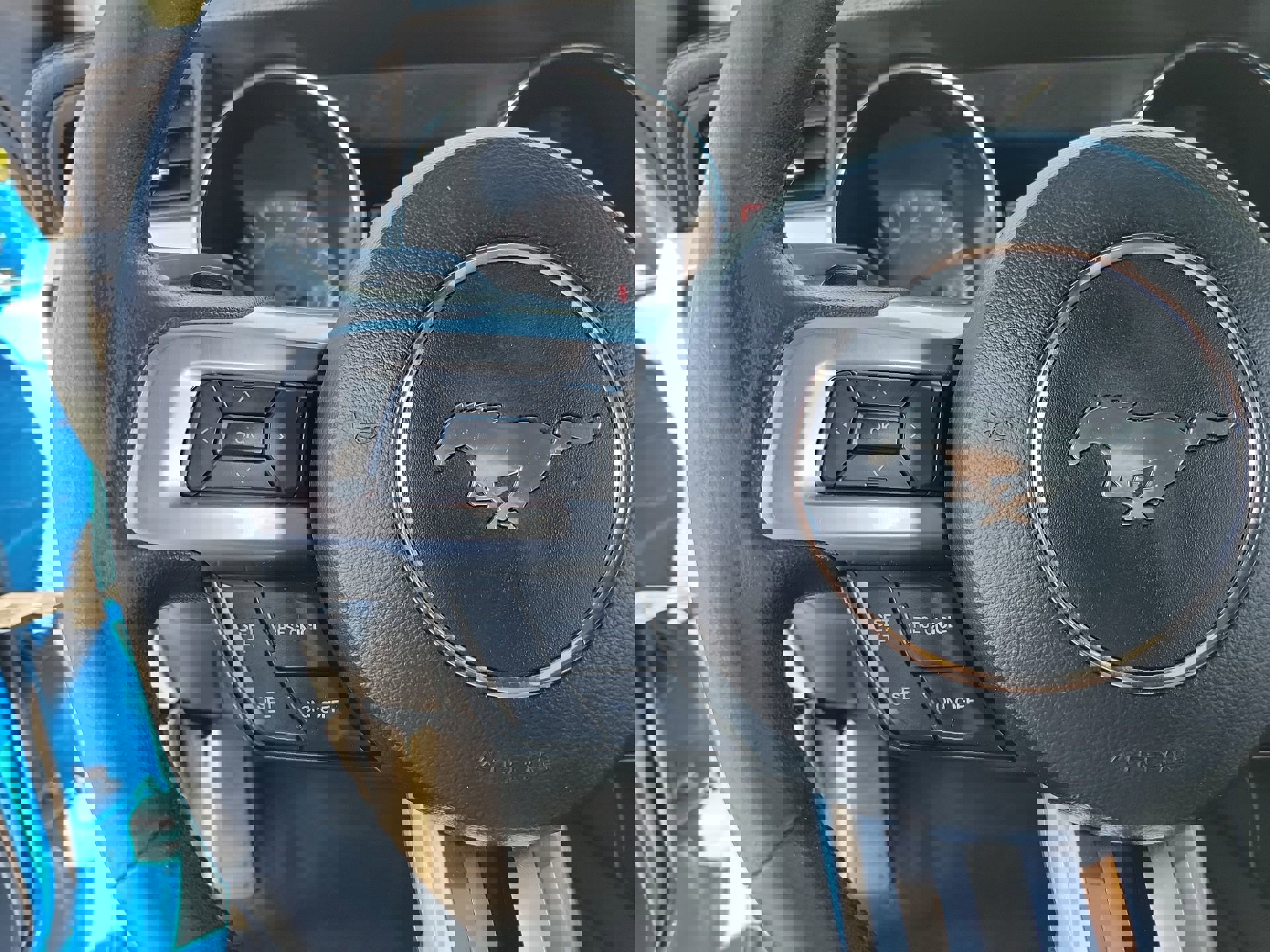 Used 2017 Ford Mustang Premium image 28