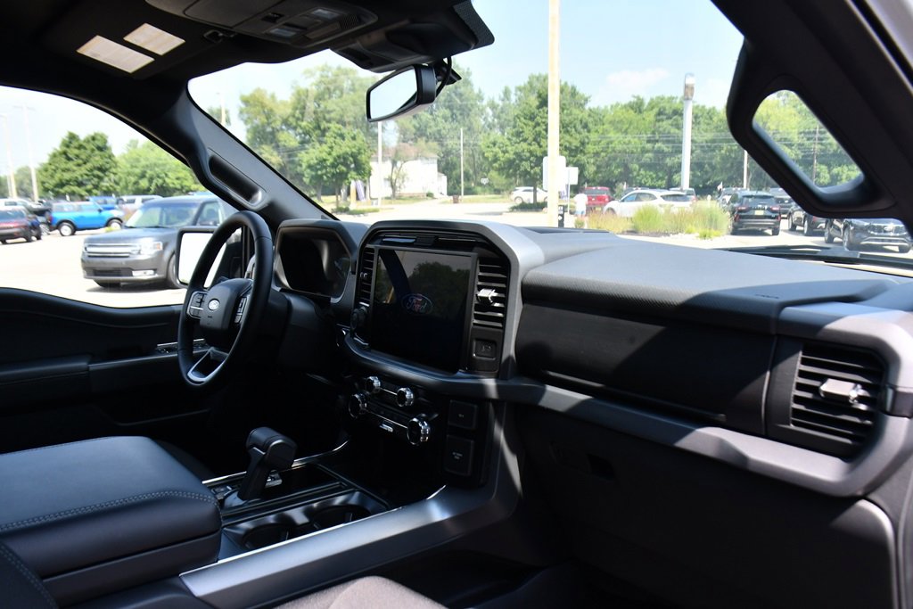 New 2025 Ford F150 XLT w/ Equipment Group 302A MID image 14