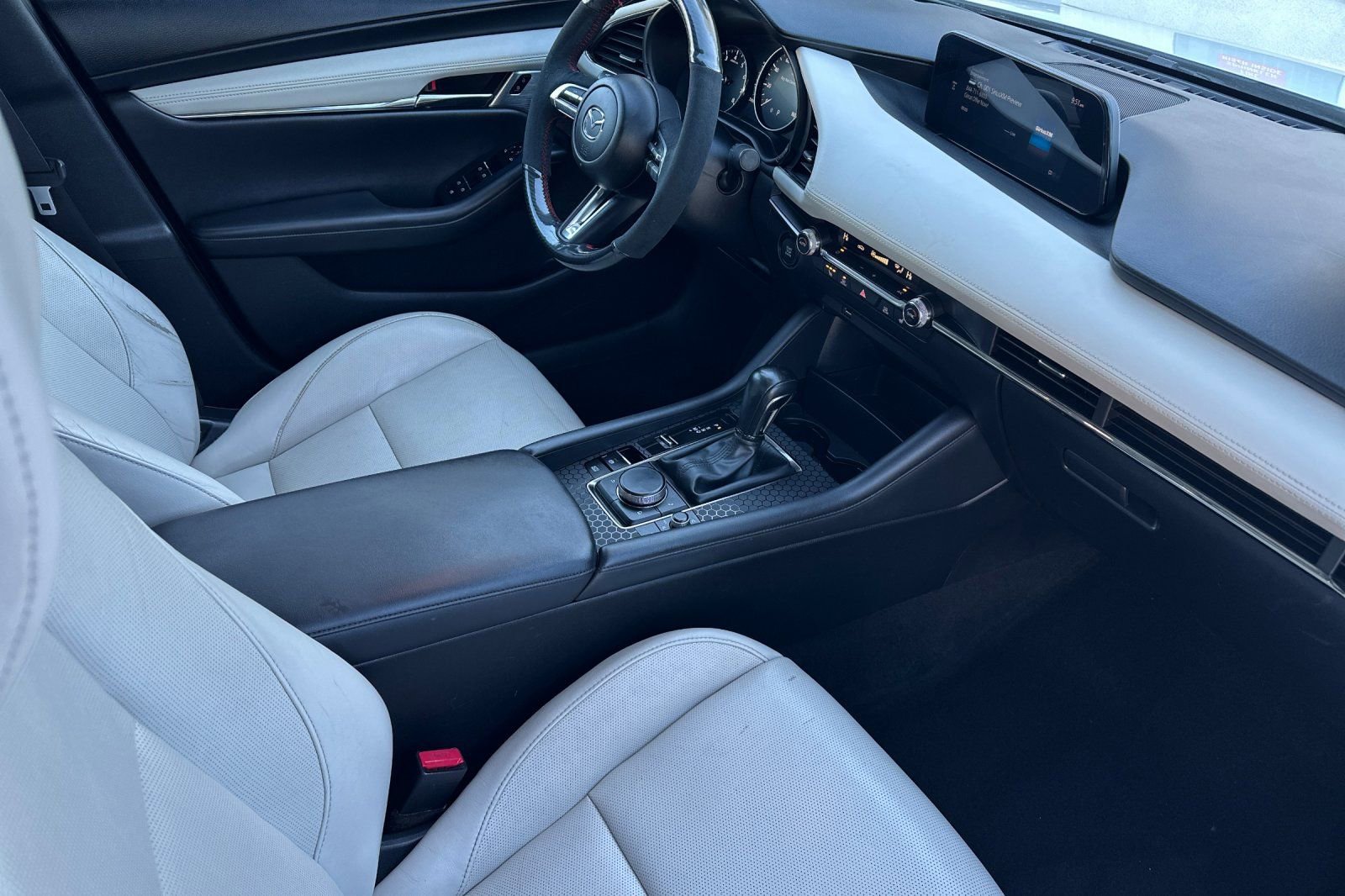 Used 2019 MAZDA MAZDA3 Sedan w/ Premium Package image 15