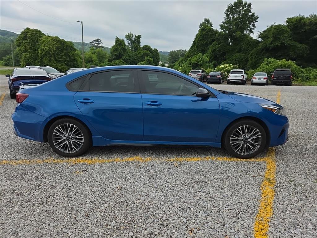Used 2022 Kia Forte GT-Line w/ GT-Line Premium Package FWD image 4