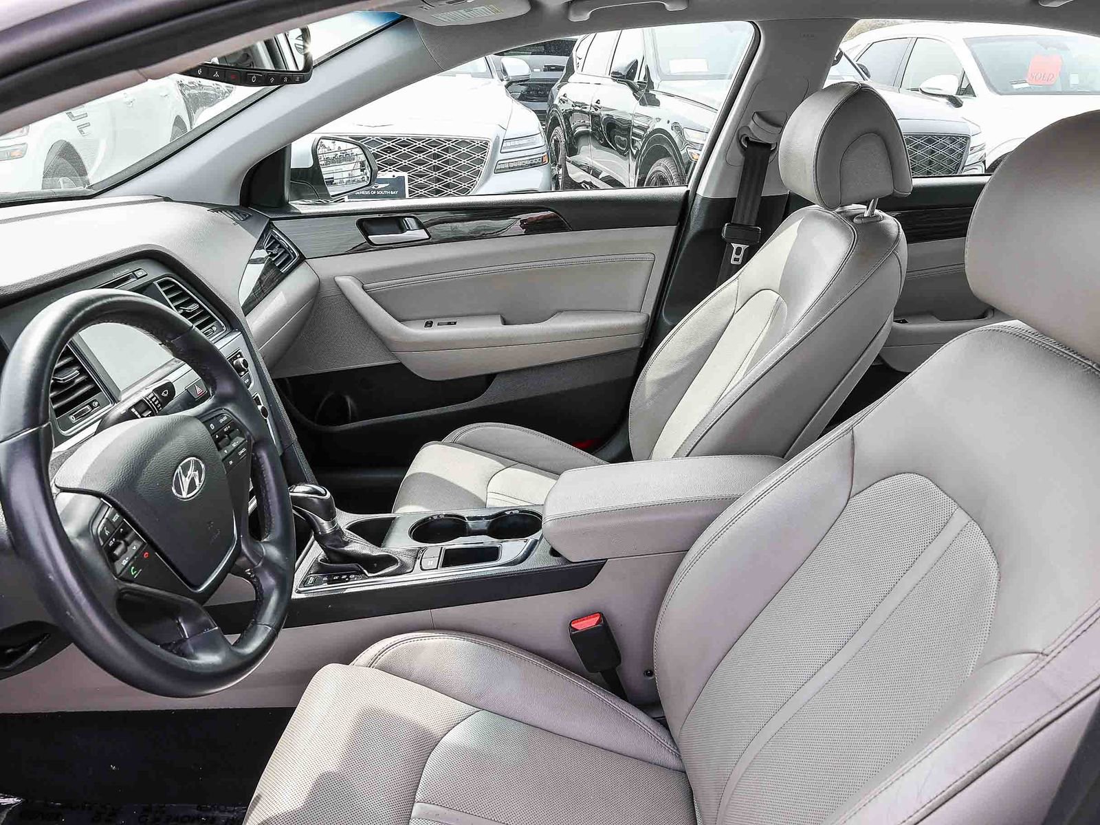 Used 2017 Hyundai Sonata Limited image 21