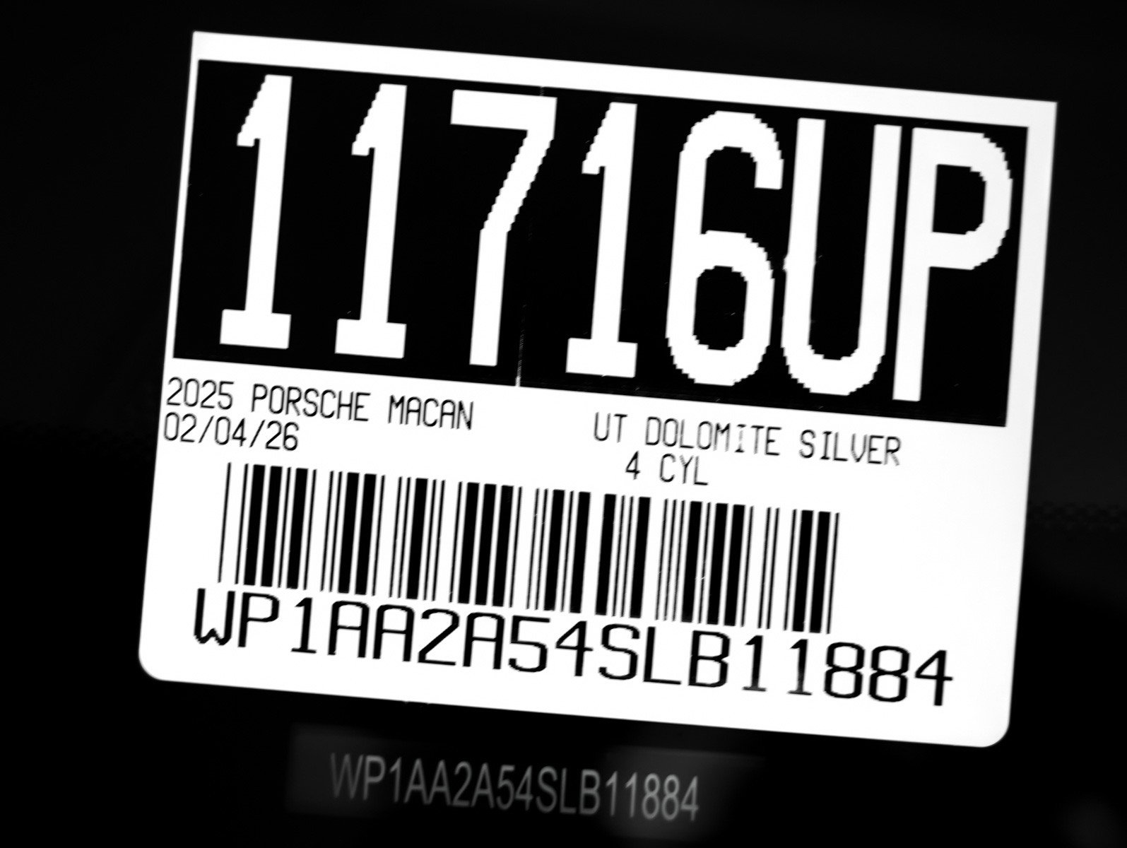 Certified 2025 Porsche Macan image 29