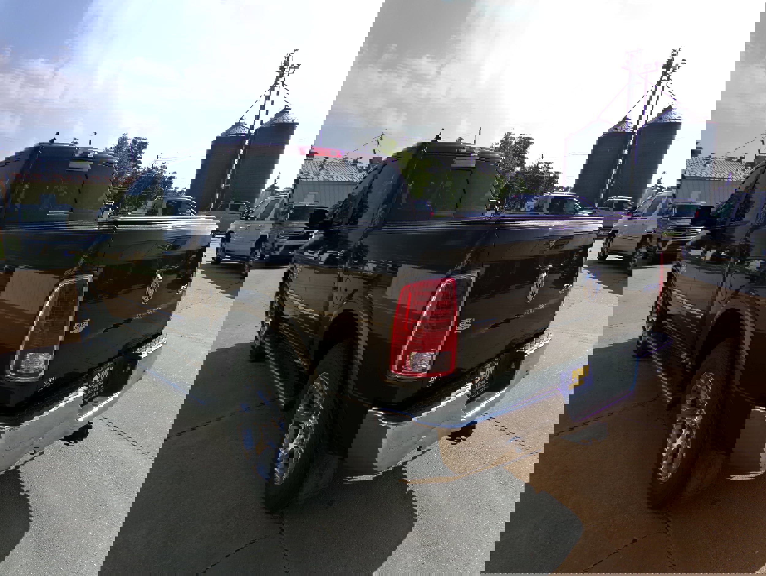 Used 2015 RAM 1500 Laramie w/ Convenience Group image 5