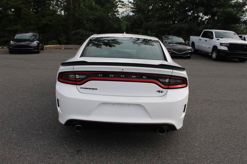 Used 2023 Dodge Charger R/T w/ Plus Group RWD image 7