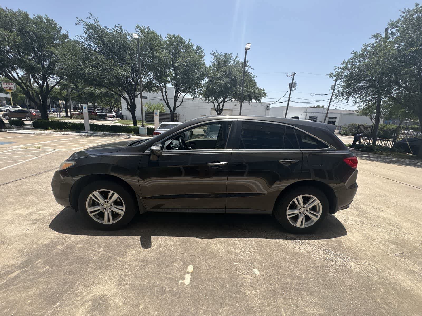 Used 2015 Acura RDX w/ Technology Package AWD/4WD image 3