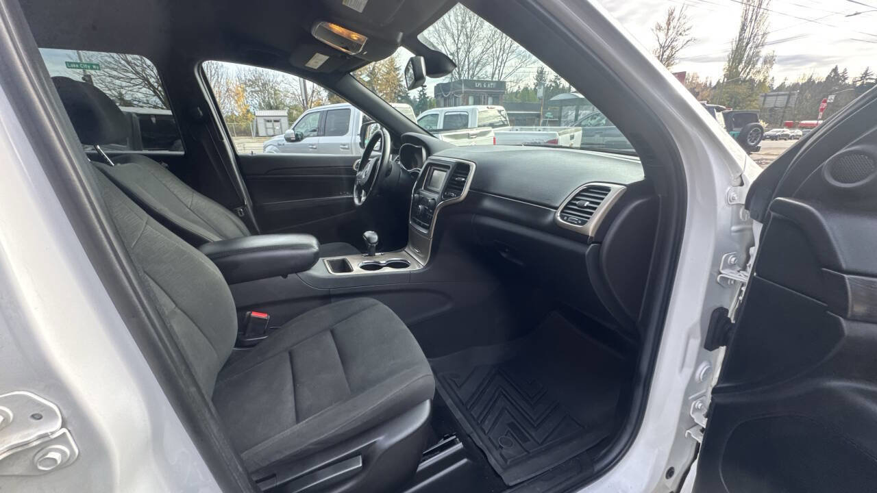 Used 2014 Jeep Grand Cherokee Laredo w/ Quick Order Package 23E image 16