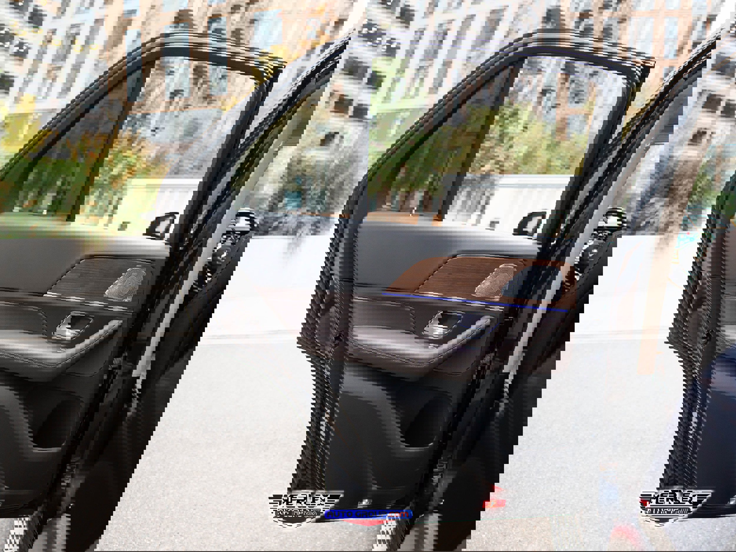 Used 2021 Mercedes-Benz GLE 350 350 4MATIC w/ Premium Package image 40