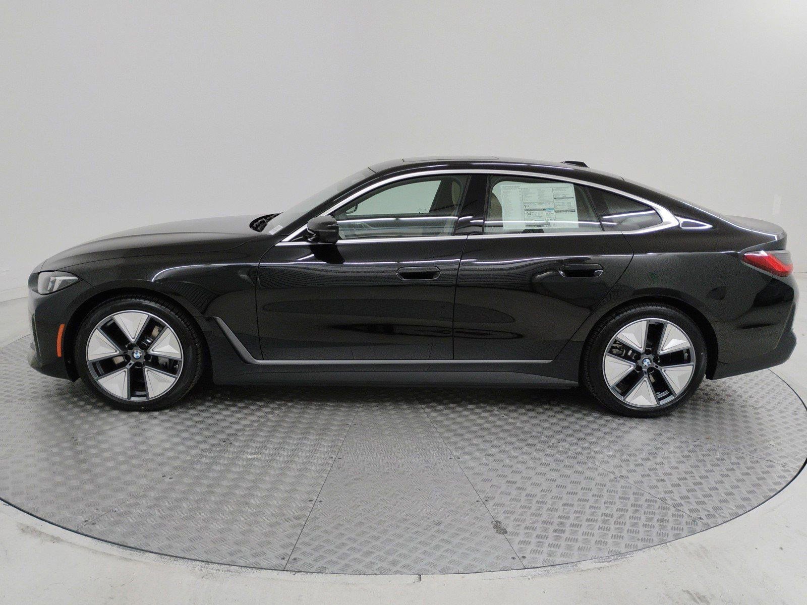 Used 2025 BMW i4 xDrive40i w/ Premium Package image 2