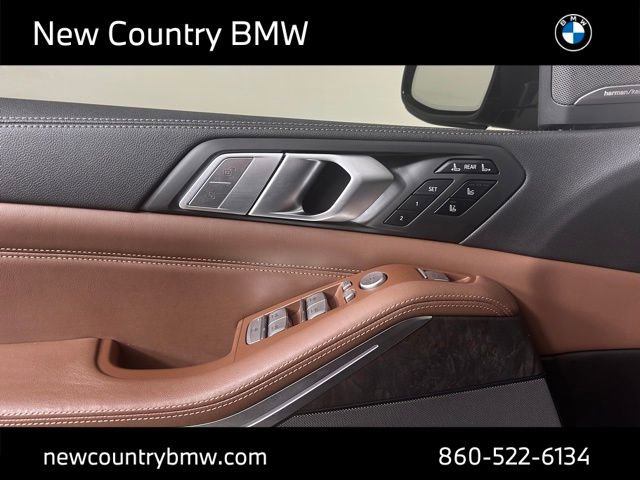 Used 2019 BMW X7 xDrive50i w/ Dynamic Handling Package AWD/4WD image 12