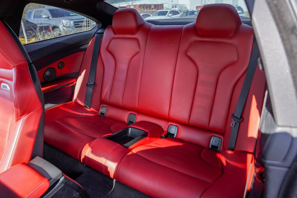 Used 2015 BMW M4 Coupe image 19