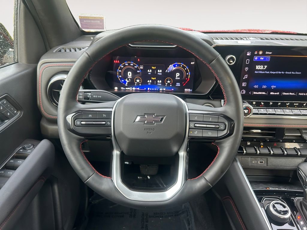 Used 2025 Chevrolet Colorado Z71 w/ Technology Package image 14