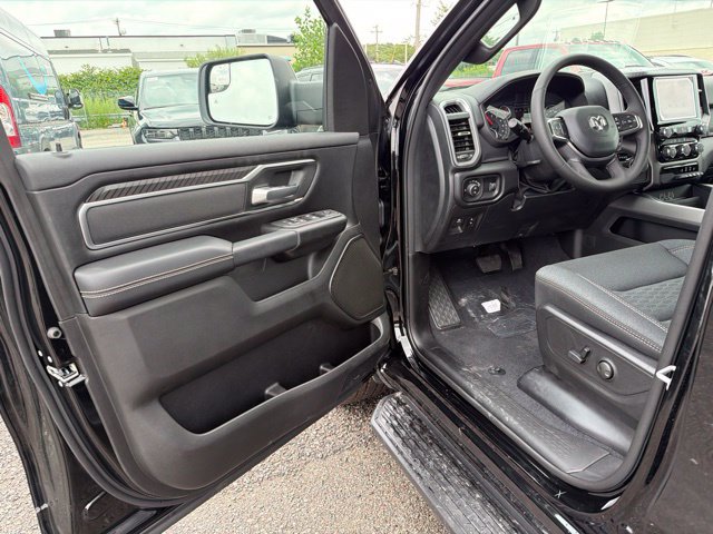 New 2026 RAM 1500 Big Horn w/ Night Edition AWD/4WD image 10