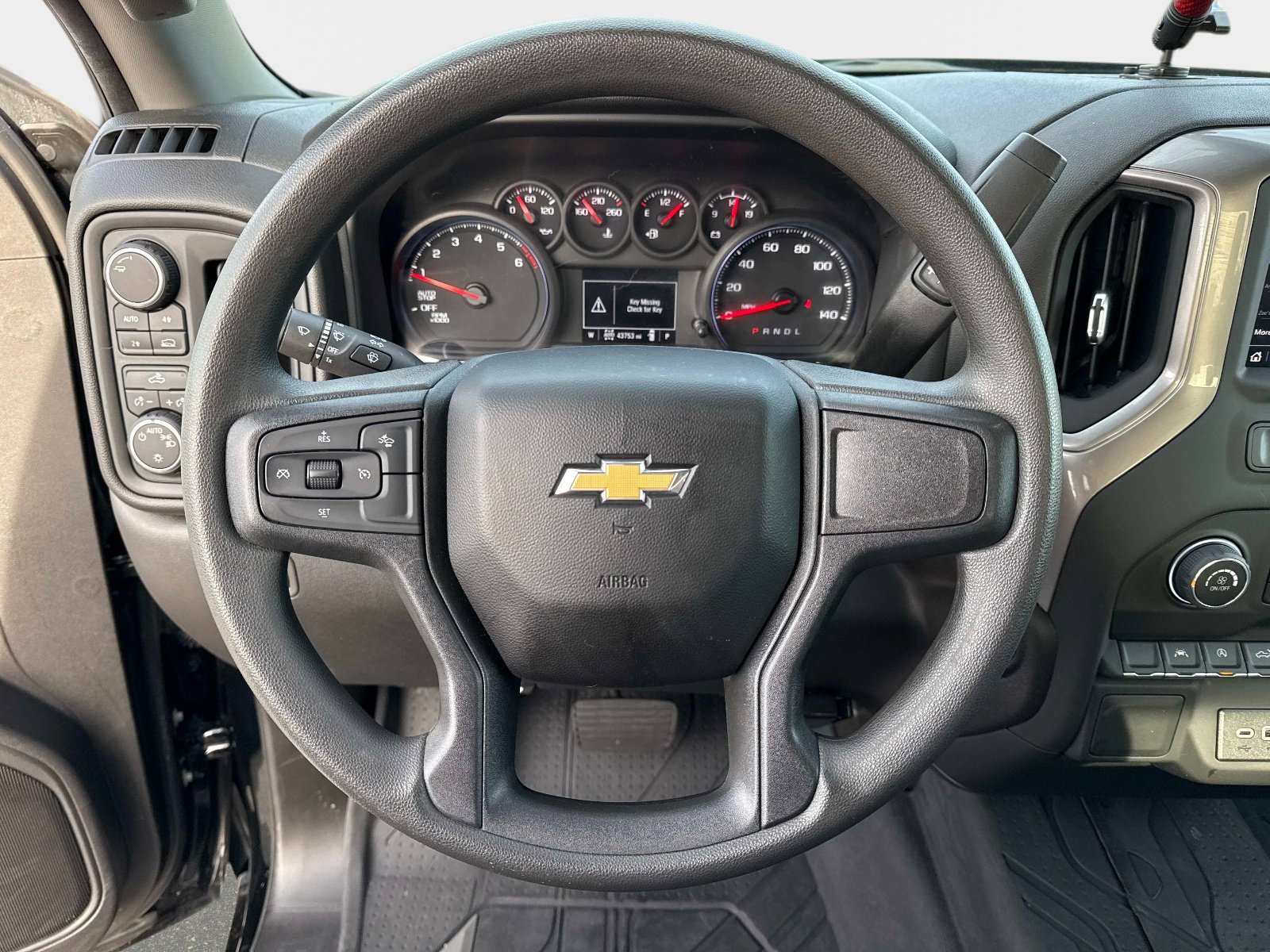 Used 2024 Chevrolet Silverado 1500 Custom image 26