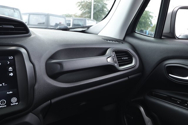Used 2021 Jeep Renegade Limited w/ Sun & Sound Group AWD/4WD image 28