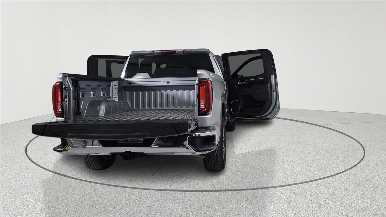 Used 2025 GMC Sierra 1500 SLT AWD/4WD image 7