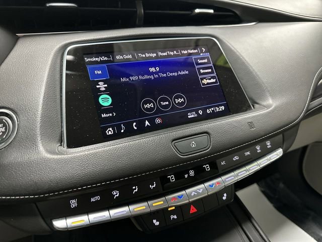 Used 2019 Cadillac XT4 Luxury w/ Cold Weather Package image 11