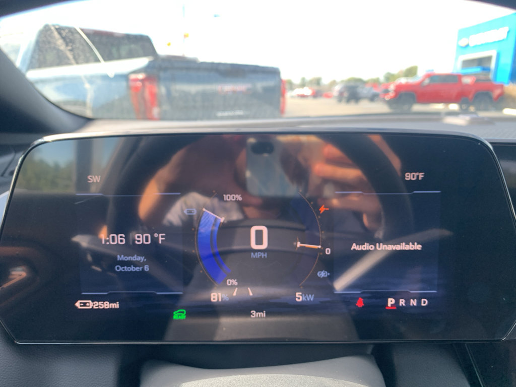 New 2026 Chevrolet Equinox EV LT image 18