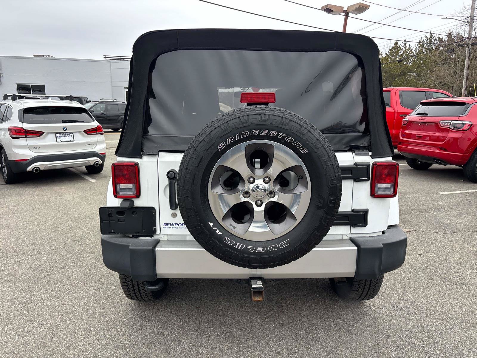 Certified 2017 Jeep Wrangler Unlimited Sahara w/ Connectivity Group AWD/4WD image 4