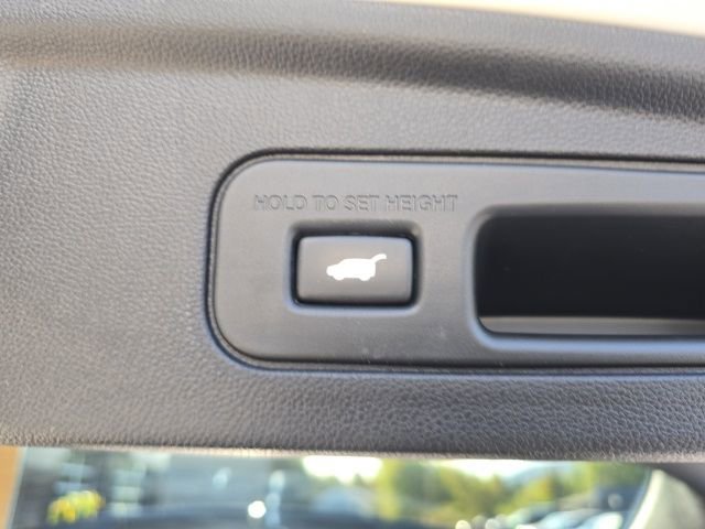 Used 2023 Acura MDX A-Spec image 29