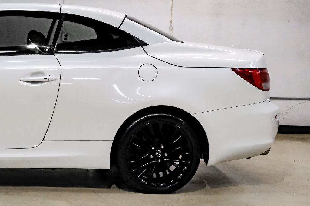 Used 2013 Lexus IS 250C w/ Luxury Pkg RWD image 23