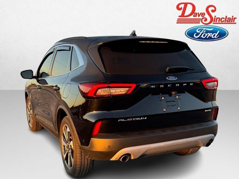 Used 2024 Ford Escape Platinum w/ Premium Technology Package image 9