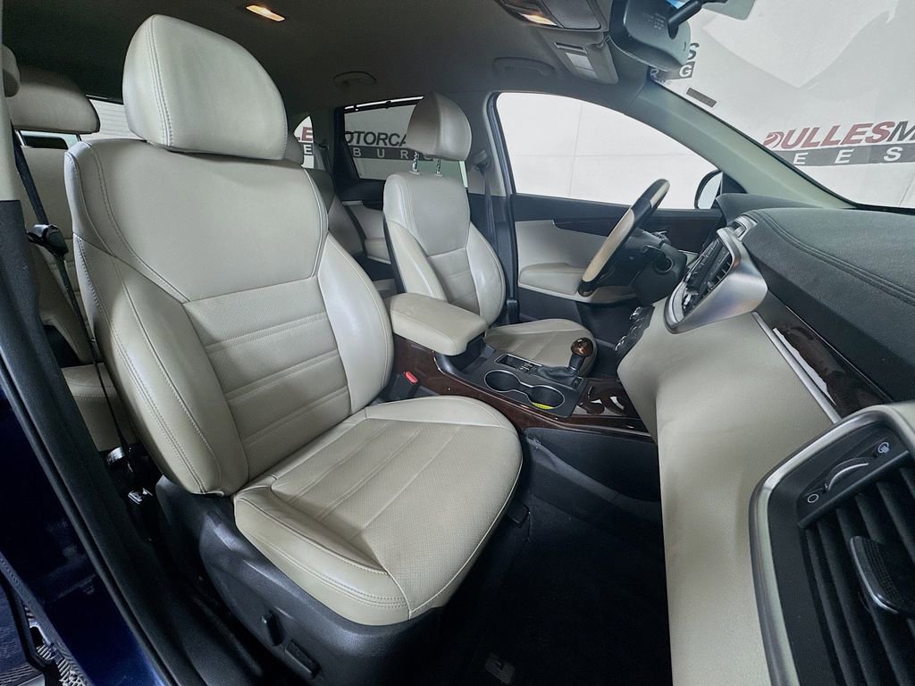 Used 2018 Kia Sorento EX image 28